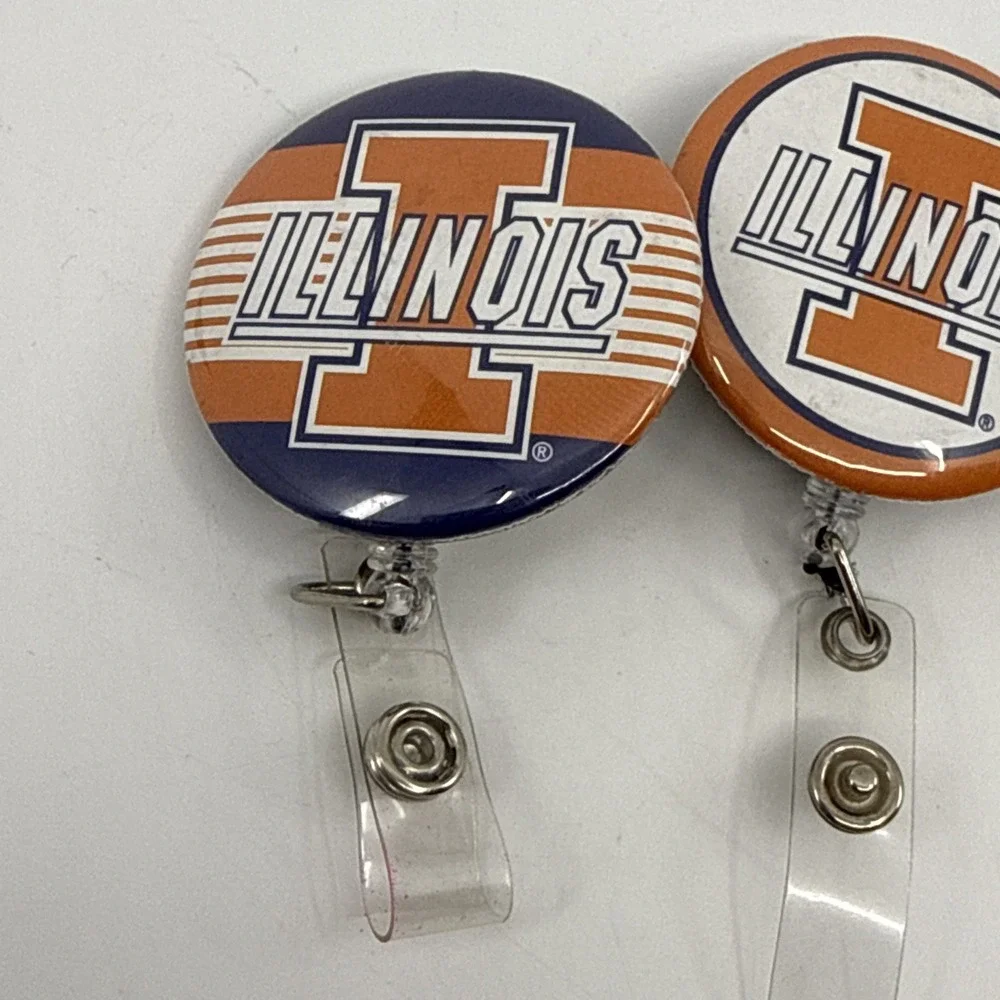 3 University of Illinois U‎ of I Badge Pull Clips Card Holders Button Lot